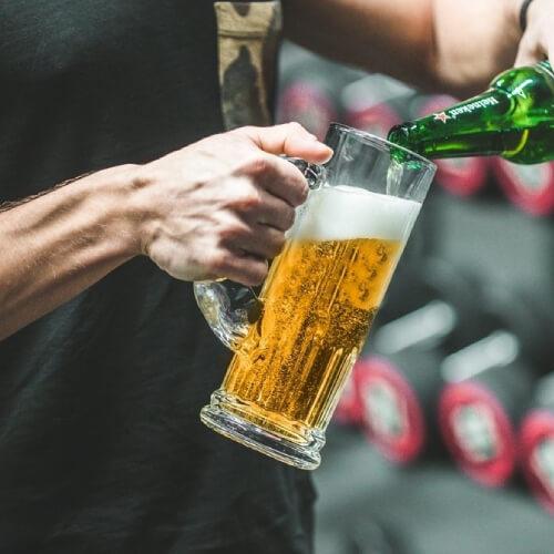 Tökéletes karerősítő korsó férfiaknak