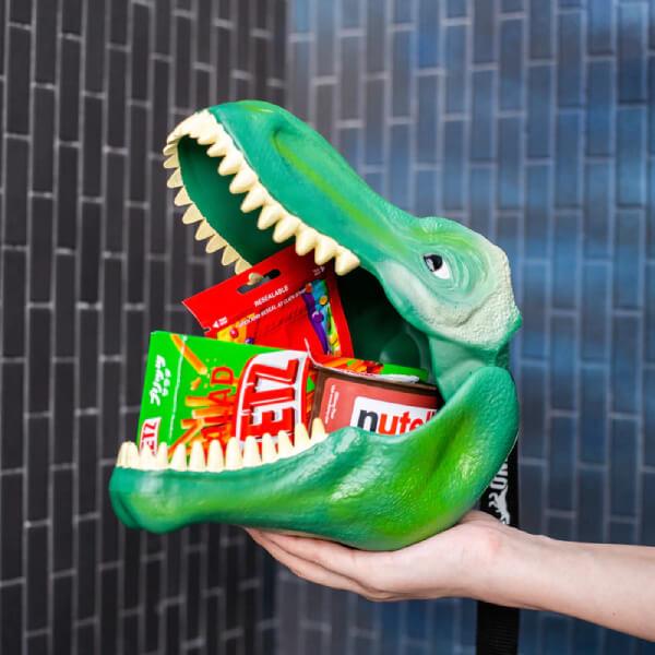 T-rex uzsonna szállító doboz nasikkal